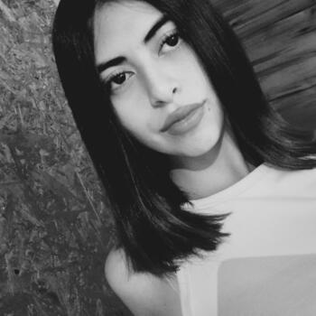 Babysitter in Purranque: Victoria