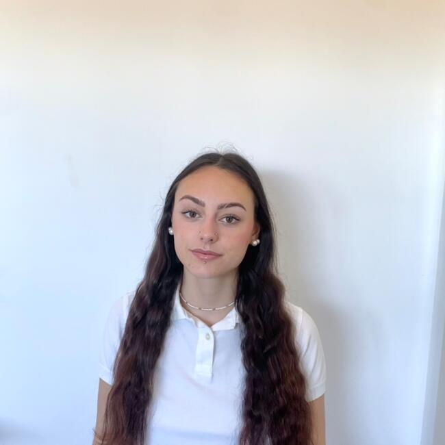 Canguro en La Torre de Esteban Hambrán: Julia