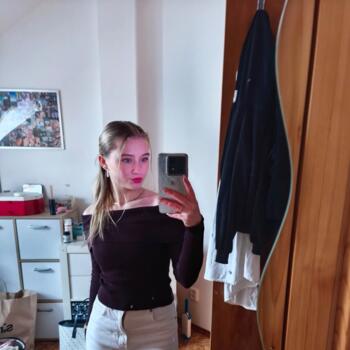 Babysitter in Prague: Karolina