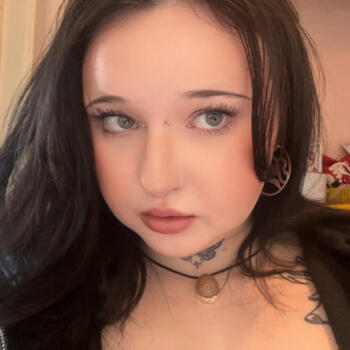 Babysitter Causewayhead: Ciara