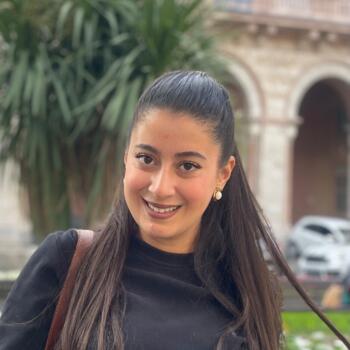 Babysitter Perugia: Mina