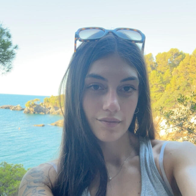 Babysitter a Luni (Liguria): Asia