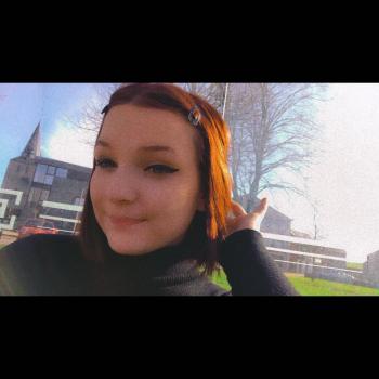 Niñera en Saint-Georges-sur-Meuse: Debora