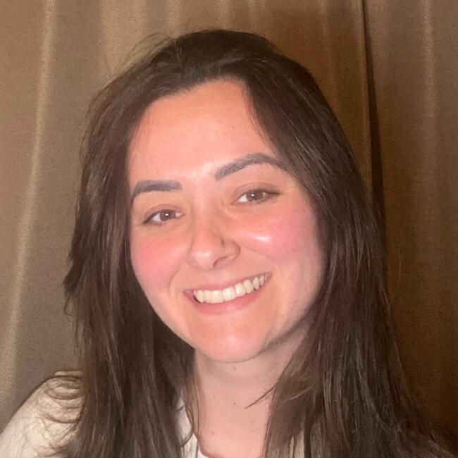 Babysitter in La Rippe: Julia