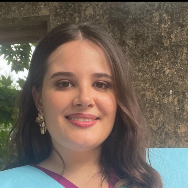 Babysitter in A Coruña: Lucia