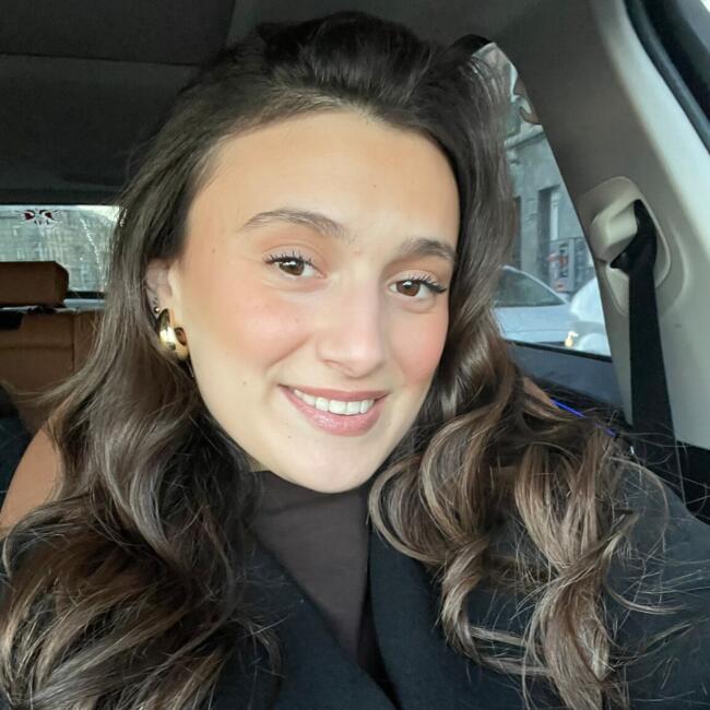 Nanny in Brussel: Erina