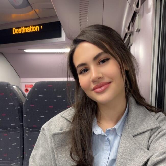 Babysitter in Namur: Sara