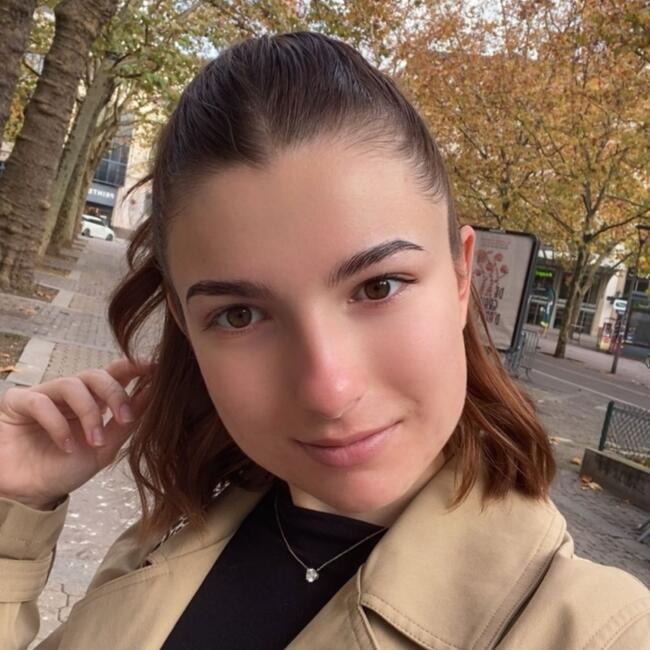 Babysitter in Nancy: Manon