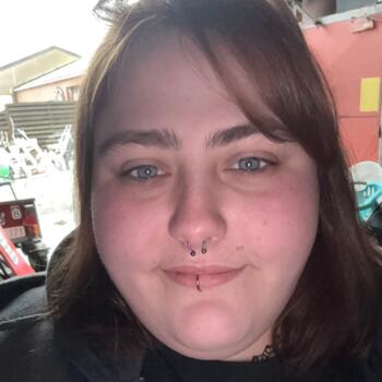 Babysitter in Frasnes-lez-Anvaing: Jade