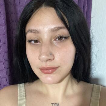 Niñera en San Miguel: Valentina