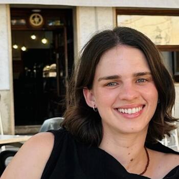 Babysitter Wellington: Abby