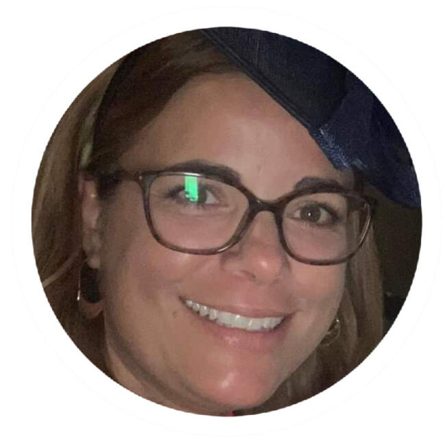 Babysitting job in Los Angeles: Kelly