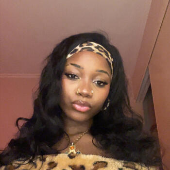 Babysitter Brisbane: Ester