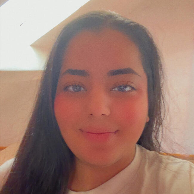 Babysitter in Tourcoing: Meriem