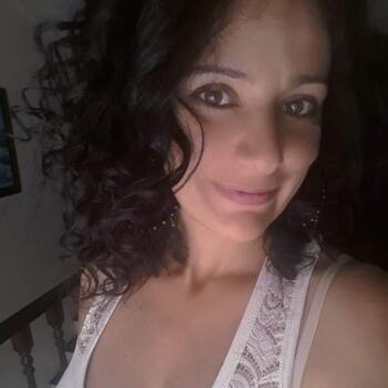 Babysitter em Lagoa: Sonia