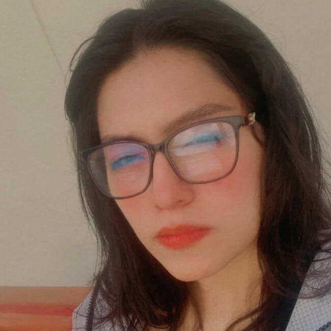 Babysitter in Paris: Lia