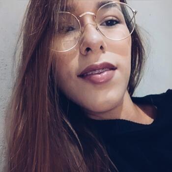 Babá em Guanambi: Thaís