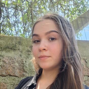 Babysitter in Porto Alegre: Raissa