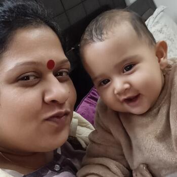 Nanny job in Gurugram: babysitting job Deepa