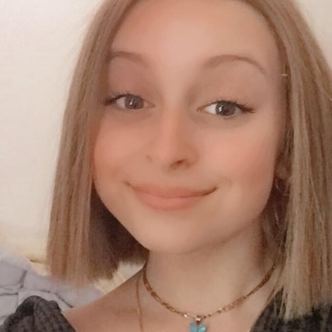 Babysitter in Troyes: Emilie