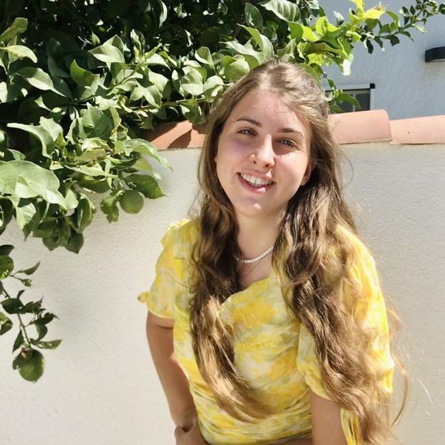 Baby-sitter in Wervik: Alicia