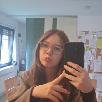 Babysitter in Hürth: Laura