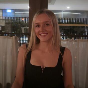Baby-sitter in Sydney: Abigail