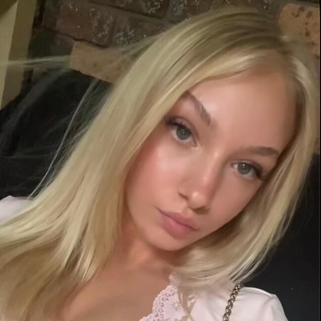 Babysitter in Sydney: Chantal