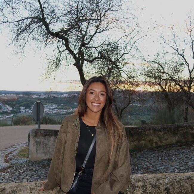 Babysitter in Oeiras: Catarina