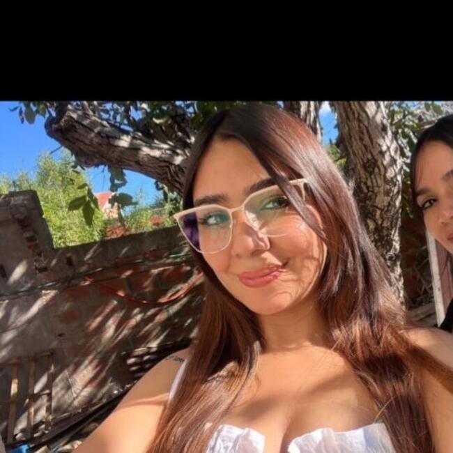 Babysitter in San Juan Bautista: Cecilia Carranza