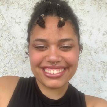 Babysitter Póvoa de Varzim: Iara