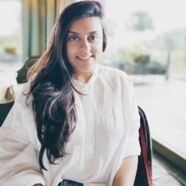 Babysitting job in Algés: Jalpa