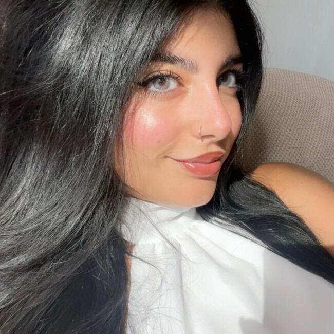 Babysitter in Amsterdam: Aya