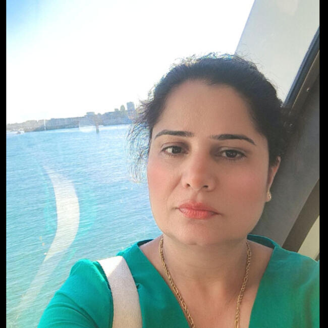 Babysitter in Croydon: Charanjit