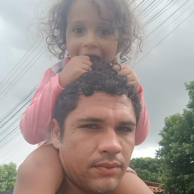 Babysitting job in Aparecida de Goiânia: Brito