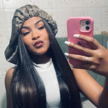 Babysitter in Guarujá: Grazielly