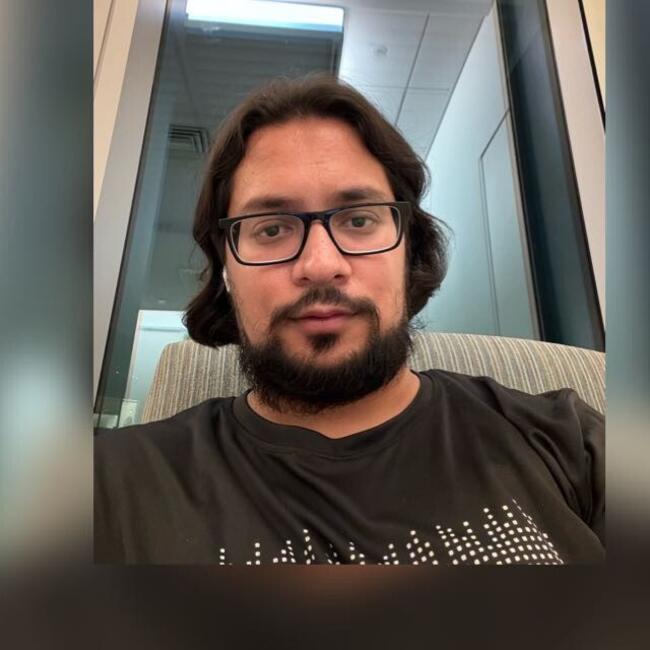 Babysitting job in Abu Dhabi: Malik