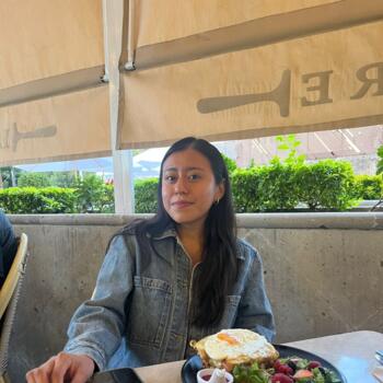 Babysitter in Puebla City: Evelyn Haydee