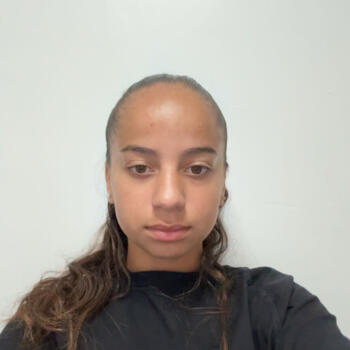 Babysitter in Montgeron: Marwa