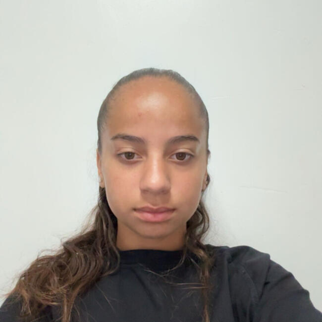 Babysitter in Montgeron: Marwa