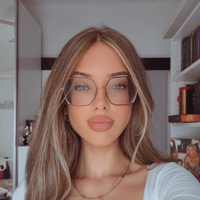 Baby-sitter in Neuchâtel: Jennifer