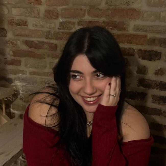 Babysitter in Milan: Selena