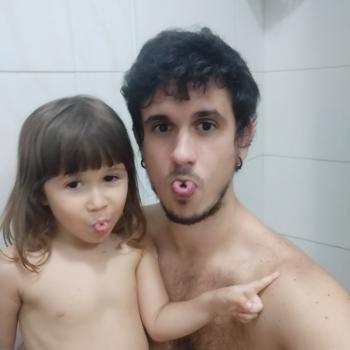 Trabalho de babysitting em Maia: Guilherme