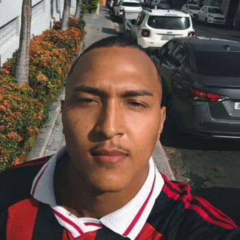 Emprego de babá em Uberlândia: emprego de babá Luiz