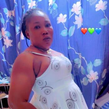Babysitter in Sharjah city: Dee