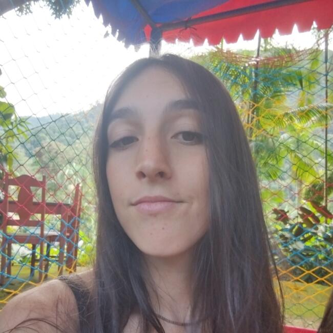 Emprego de babá em São Paulo: Nara