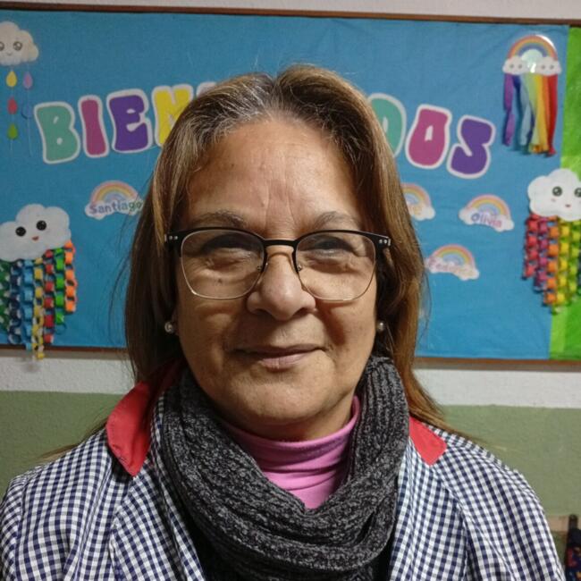 Babysitter in Montevideo: Elida