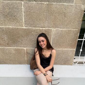 Babysitter in A Coruña: Paula
