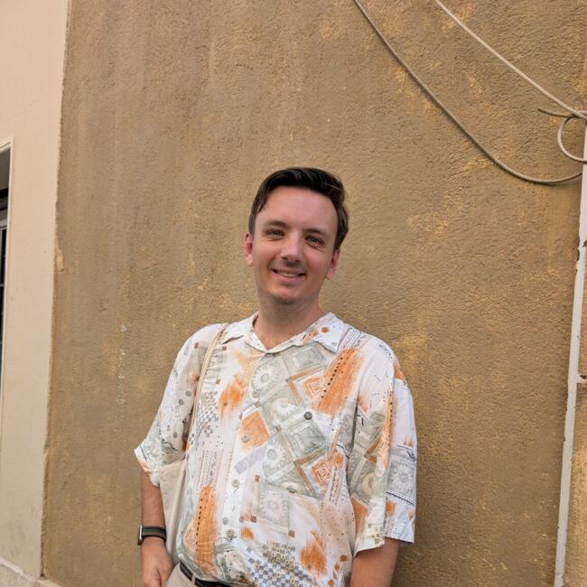 Babysitter in London: Sam