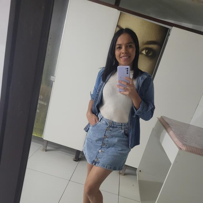 Babysitting job in Salvador: Anne